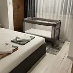 Cozy With Free Parking * 바르나