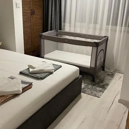 Cozy With Free Parking * Varna