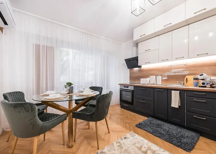 Apartment Cozy With Free Parking Varna