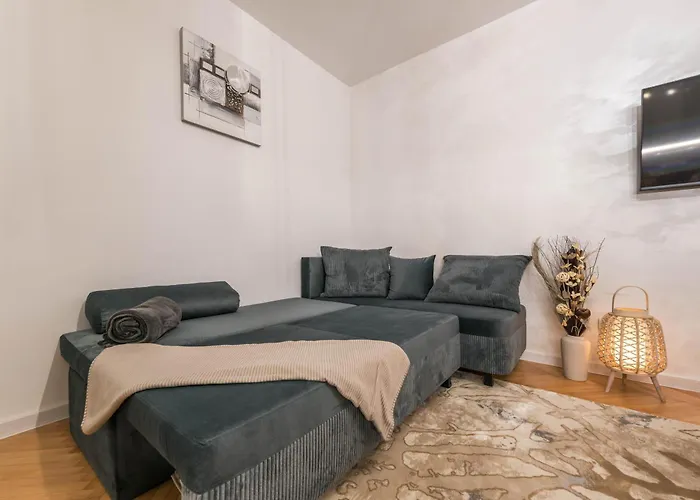 Apartment Cozy With Free Parking *